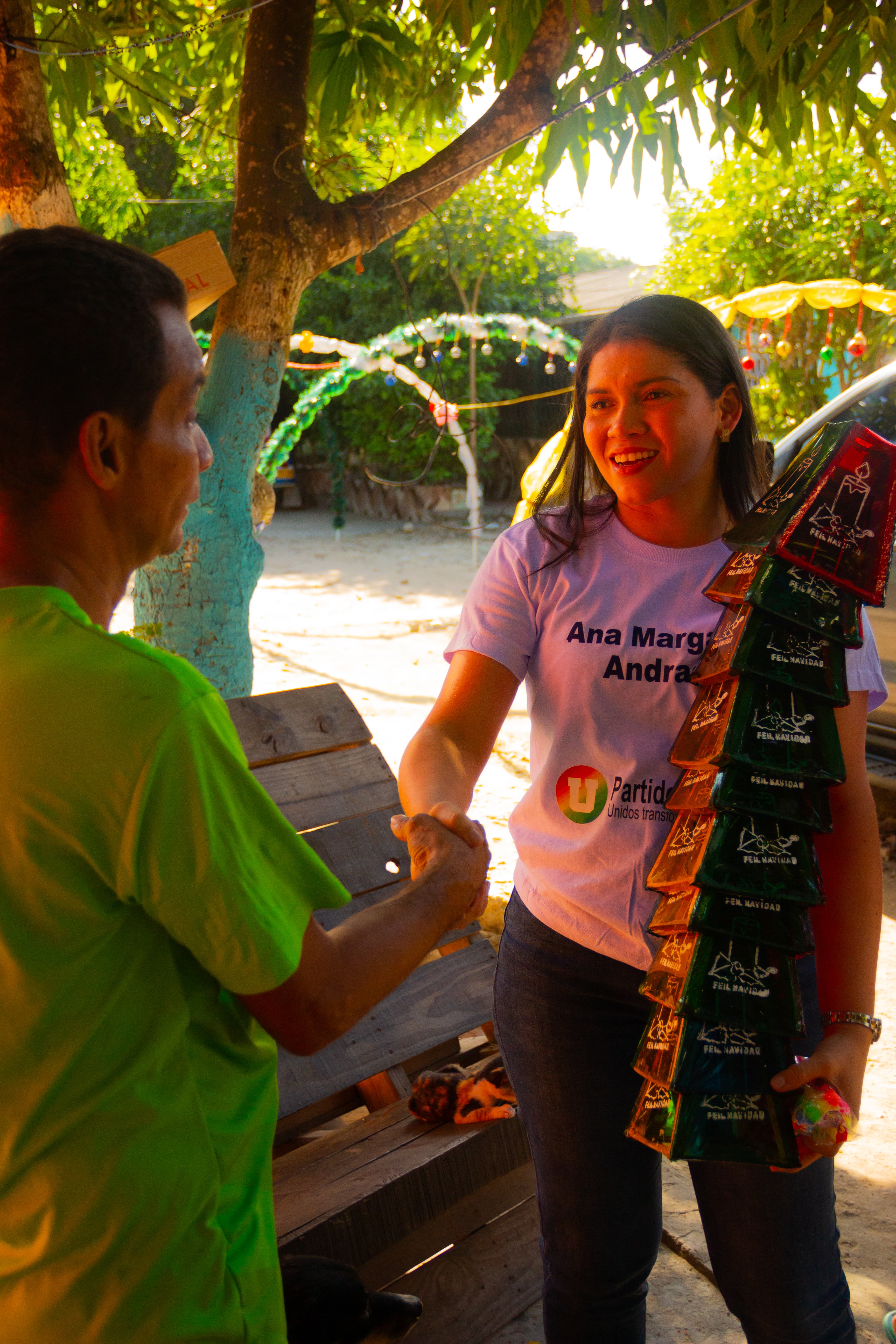 Ana con la comunidad